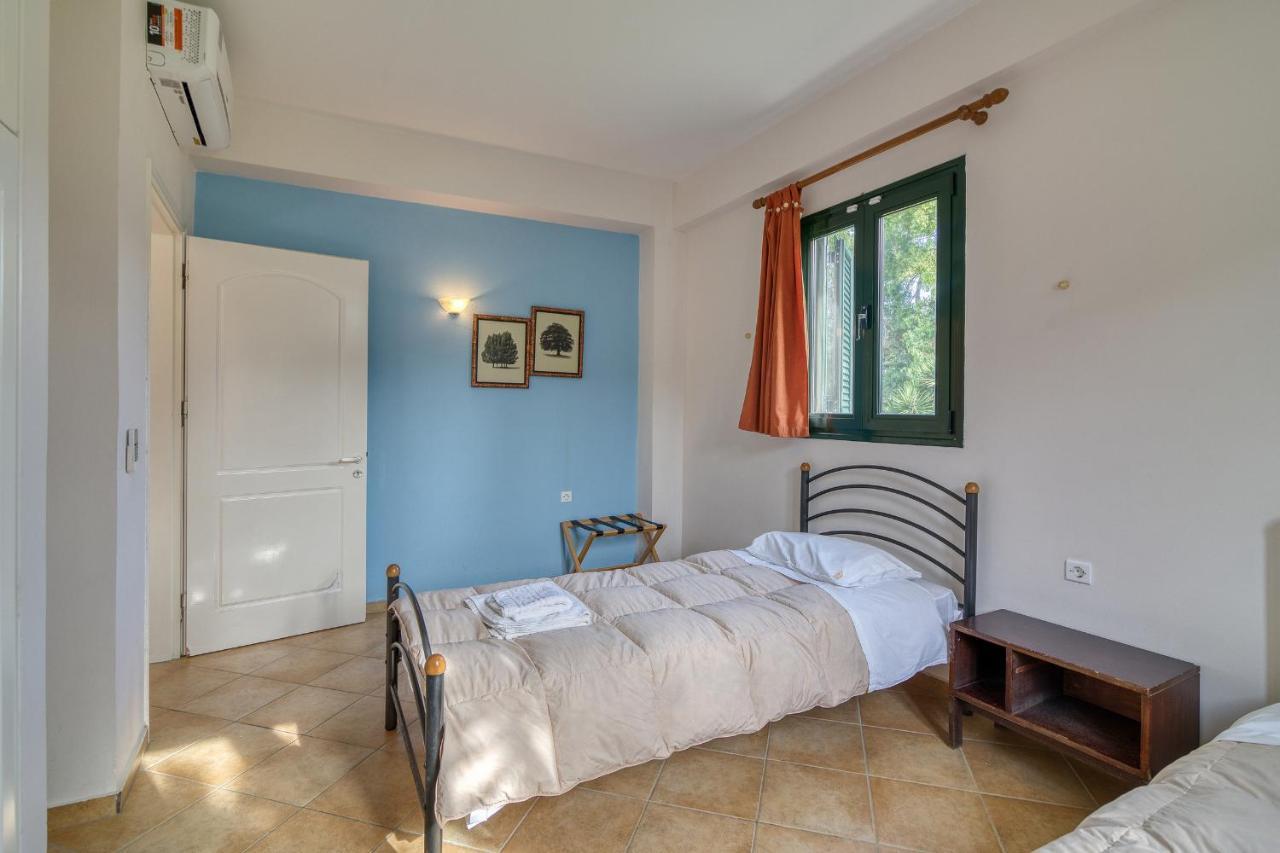 Analipsi Beach Front Villas - Happy Rentals Kásztro Kültér fotó