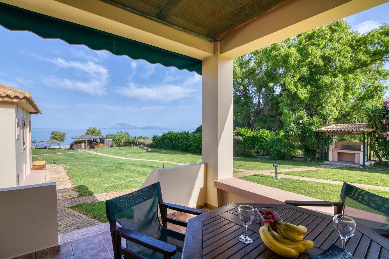Analipsi Beach Front Villas - Happy Rentals Kásztro Kültér fotó