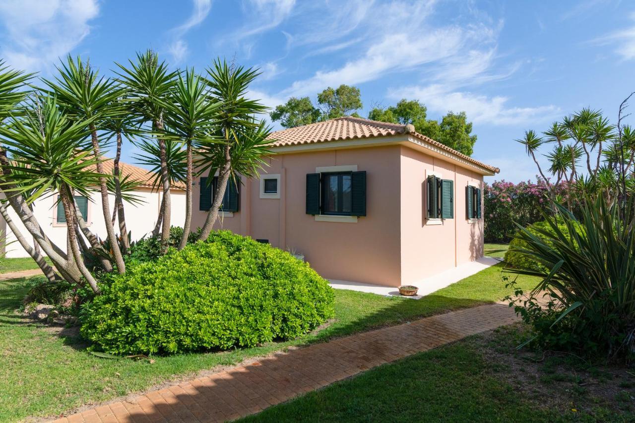 Analipsi Beach Front Villas - Happy Rentals Kásztro Kültér fotó