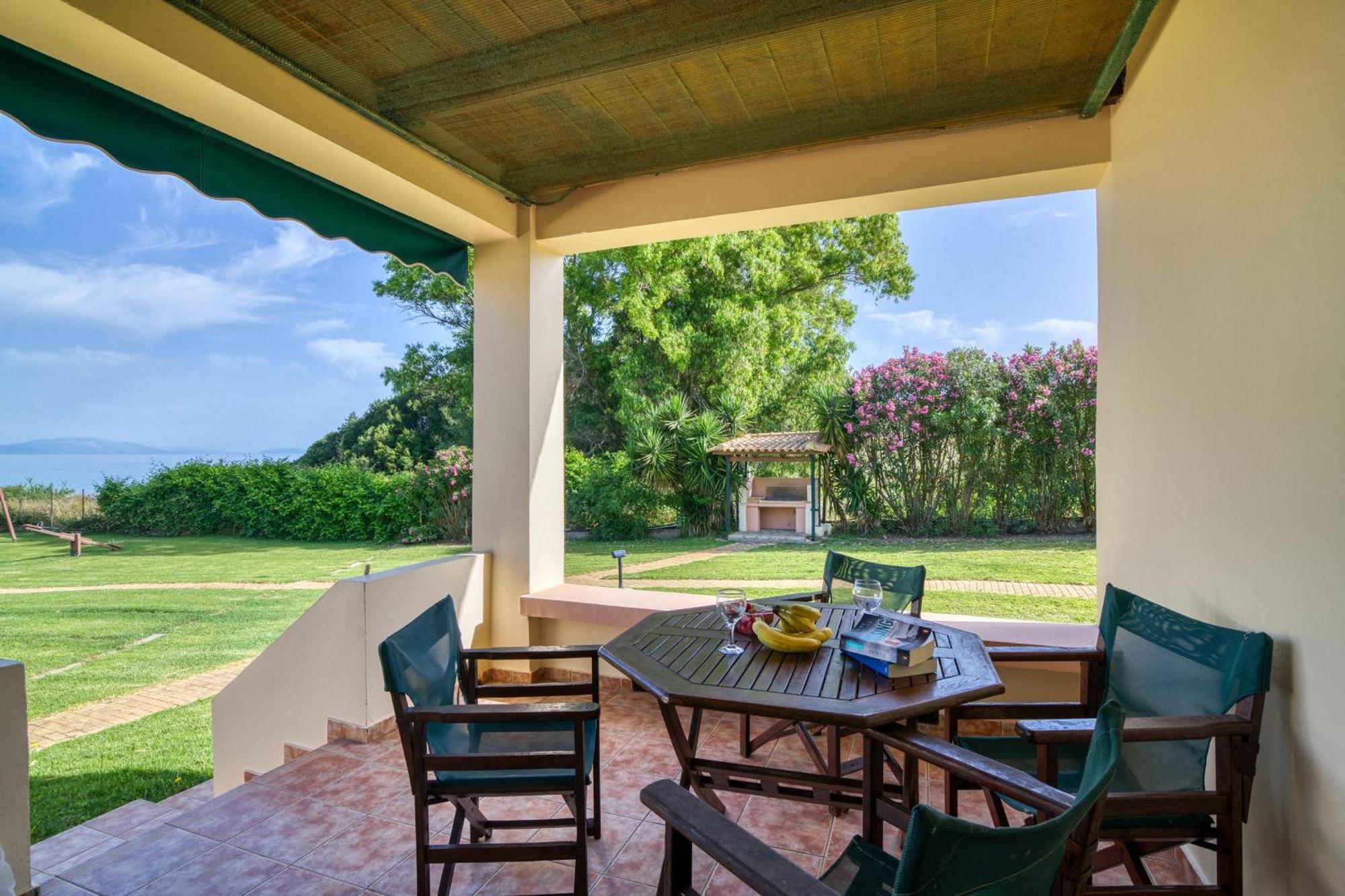 Analipsi Beach Front Villas - Happy Rentals Kásztro Kültér fotó